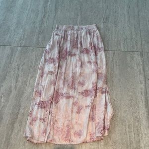 Dynamite maxi skirt very stretchy